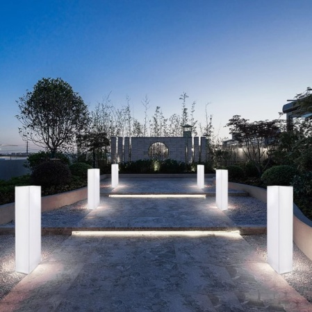 Светильник Колонна 30х45  питание от АКБ, RGB